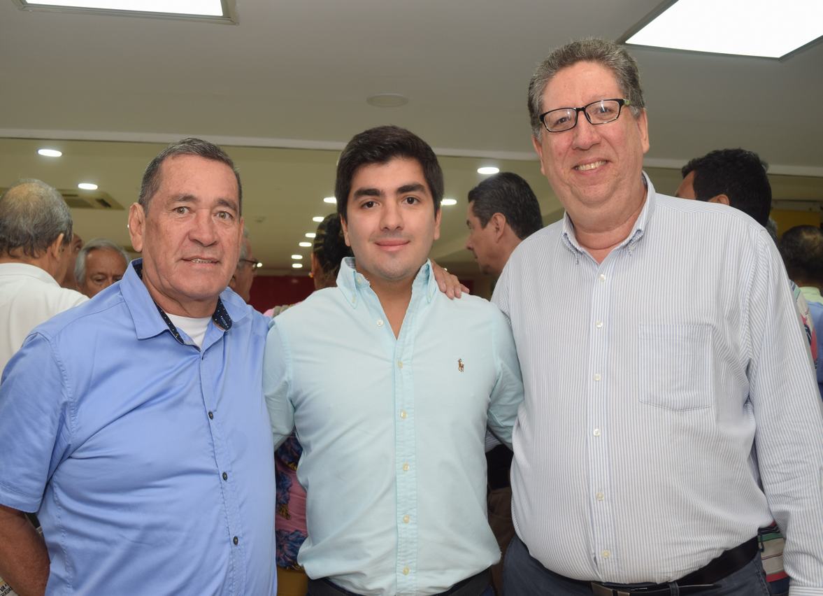 Yesid Trujillo, Juan Sebastián Gutiérrez, Jefe de Desarrollo y Productividad y Luis Fernando Tamayo, director Sena - Regional Huila.